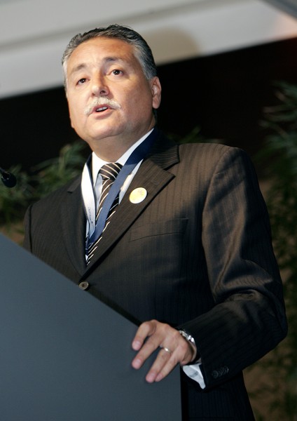 SYMPOSIUMQ002.jpg