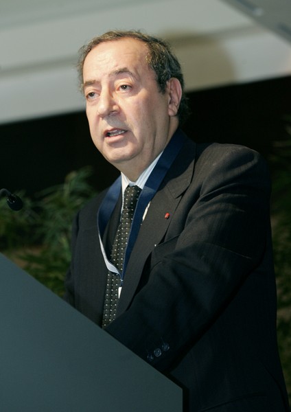 SYMPOSIUMQ004.jpg