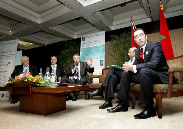 SYMPOSIUMQ008.jpg