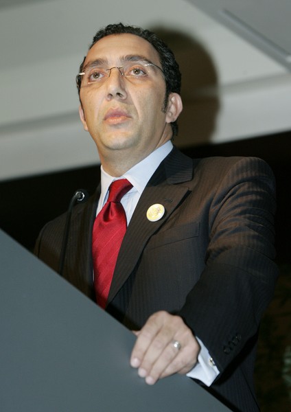 SYMPOSIUMQ010.jpg