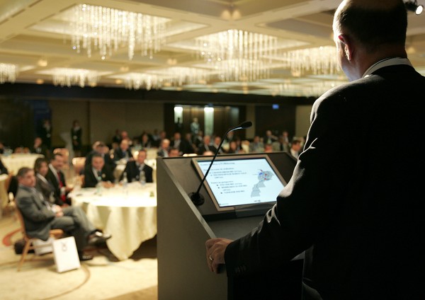 SYMPOSIUMQ027.jpg