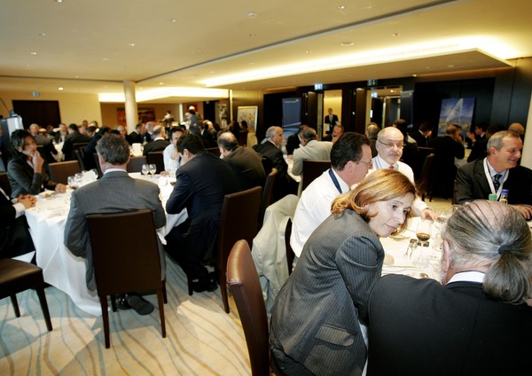 SYMPOSIUMQ079.jpg